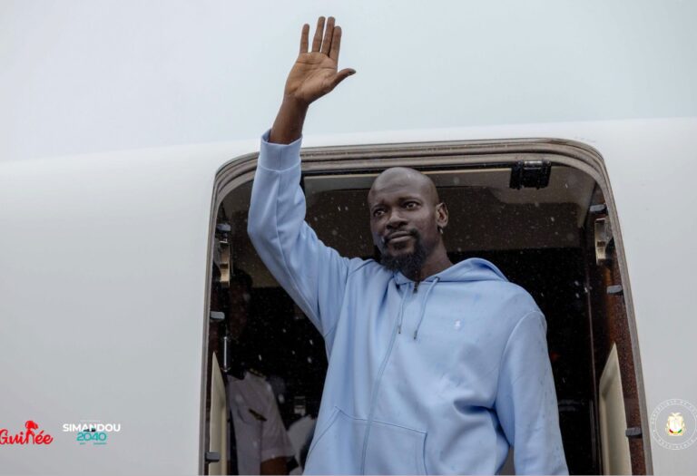 Le président guinéen Mamadi Doumbouya en congé annuel privé en Grèce.