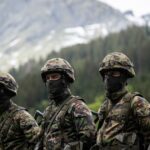 Armée suisse : proposition d&rsquo;une hausse de 0,2 point de TVA pour financer les dépenses militaires.