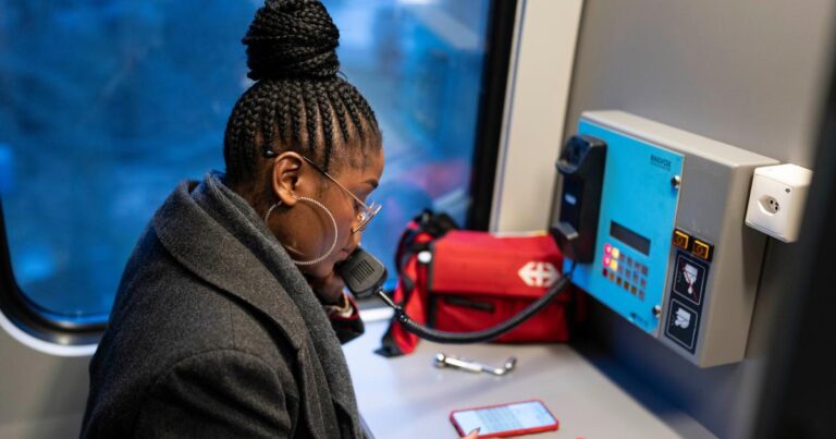 Trains CFF : la prévalence de l’anglais dans les annonces suscite des interrogations.