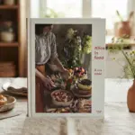 Cinq livres de cuisine pour organiser des repas sans stress en France.