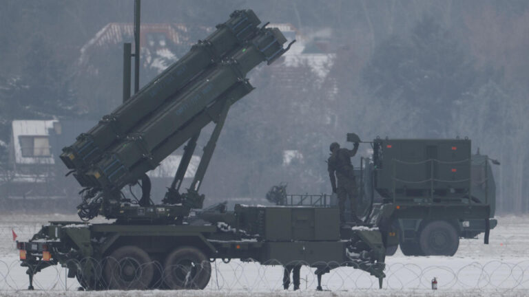 Donald Trump évoque son feu vert à la fabrication de missiles Patriot pour l’Ukraine
