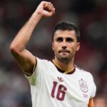 Le FC Barcelone annonce l’arrivée de Rodri, champion du monde, dans son effectif.