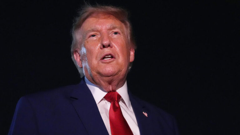 Donald Trump impose des droits de douane de 100 % sur les drones importés aux États-Unis.