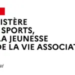 Marina Ferrari exprime son soutien aux Bleus lors d’un match à Paris.