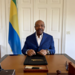 Ali Bongo renonce aux élections et prépare son retour au Gabon après sa chute.