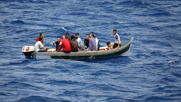 Algérie intensifie ses efforts contre les réseaux de passeurs d’émigrants clandestins.