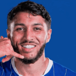 Jaouen Hadjam, international algérien, signe avec Brighton en Premier League