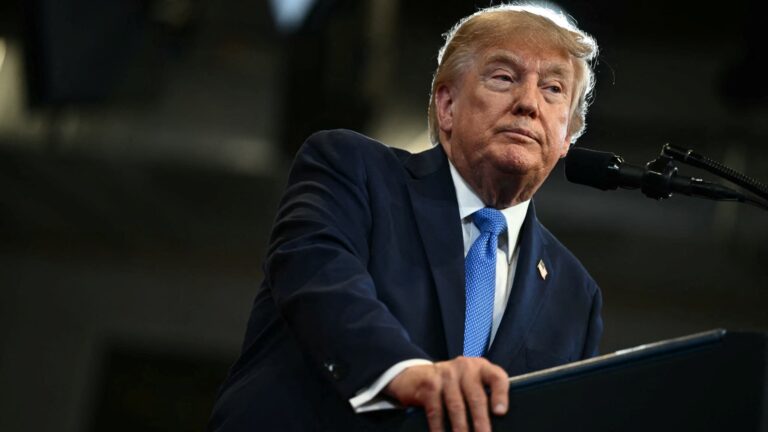 La Cour suprême des États-Unis rejette le recours de Donald Trump sur une indemnisation.