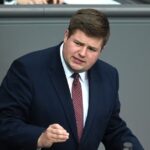 Johannes Volkmann, petit-fils d’Helmut Kohl, présente ses ambitions pour la CDU en Allemagne.