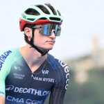 Vuelta 2026 : l&rsquo;équipe Decathlon-CMA CGM choisit entre Seixas et Pogacar pour la compétition.