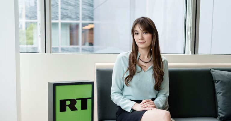 Xenia Fedorova expulsée de France, la Russie évoque une persécution politique.