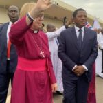 Accueil de Sarah Mullally, cheffe spirituelle anglicane, à Yaoundé, Cameroun.
