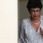 Monique Barbut explore des financements pour l’adaptation au changement climatique après sa démission refusée.