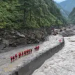 Crue au Népal et au Tibet : le bilan des victimes atteint 633 morts.