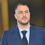 Altercation entre Sébastien Delogu et policiers : tensions autour de LFI en France.