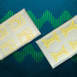 Des ingénieurs du MIT connectent des bactéries pour créer des transistors vivants.