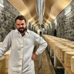 Fromagerie corrézienne : affinement des fromages à 11 °C sans climatiseur en période de chaleur extrême.