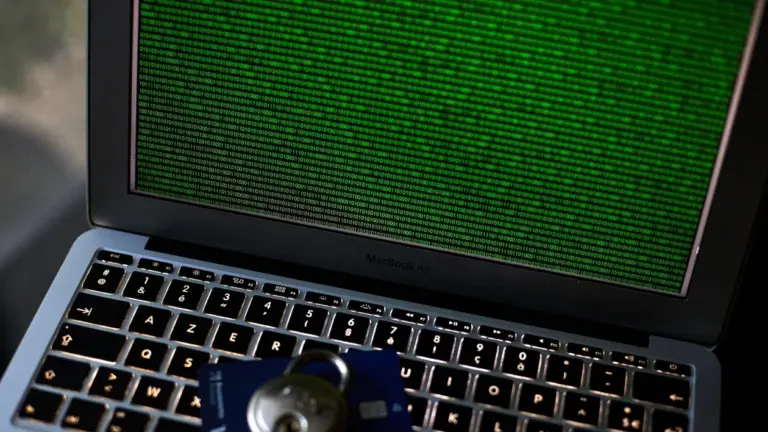 Près de 300 000 clients d’Intermarché touchés par une fuite de données suite à une cyberattaque.