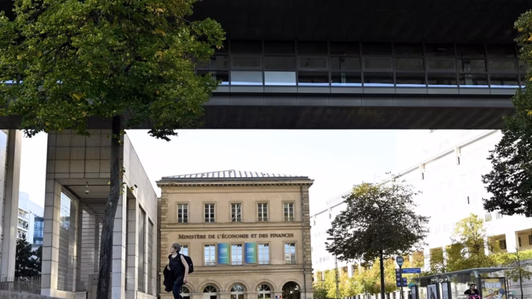 Piratage du site des impôts : des hackers affirment avoir vendu les données volées