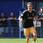 Mika Godts rejoint le Paris Saint-Germain en tant qu&rsquo;ailier belge.