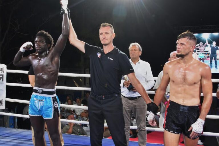 Revivez les combats des Gladiator’s Boxing Series à La Londe, une compétition de kick-boxing.