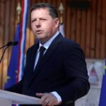 Commémorations du débarquement de Provence : un maire du Var honoré par la médaille de la sécurité intérieure.