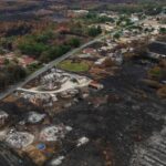 Sébastien Lecornu hué par des habitants de Porge, commune sinistrée par un incendie en Gironde