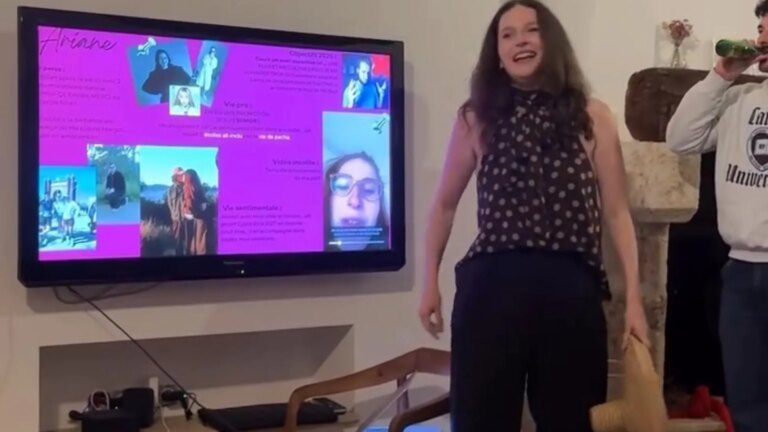 Des soirées entre amis animées par des présentations PowerPoint suscitent de l’intérêt.
