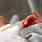 Mortalité infantile en France : un classement préoccupant par rapport à l&rsquo;Europe