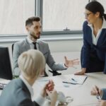 Les entreprises prévoient des augmentations de salaire de 3 % pour récompenser les meilleurs employés.