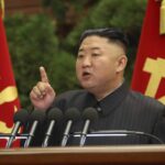 Les costumes de Kim Jong-un : symboles politiques et tensions en Corée du Nord.