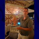 Un défenseur des animaux achète une langouste à 300 euros et la relâche vivante.