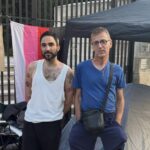 Supersero dénonce la sérophobie et entame une grève de la faim pour ses droits.
