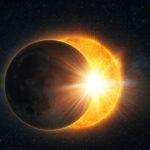 Une éclipse propulse Albert Einstein au rang de célébrité scientifique, selon Guillaume Hébrard.
