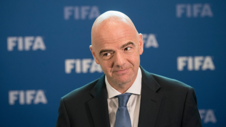 Six fédérations arabes, dont le Maroc et le Qatar, soutiennent Gianni Infantino.