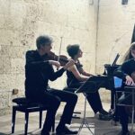 Le Trio Karénine se produit au Festival des Quatuors du Luberon à Silvacane.