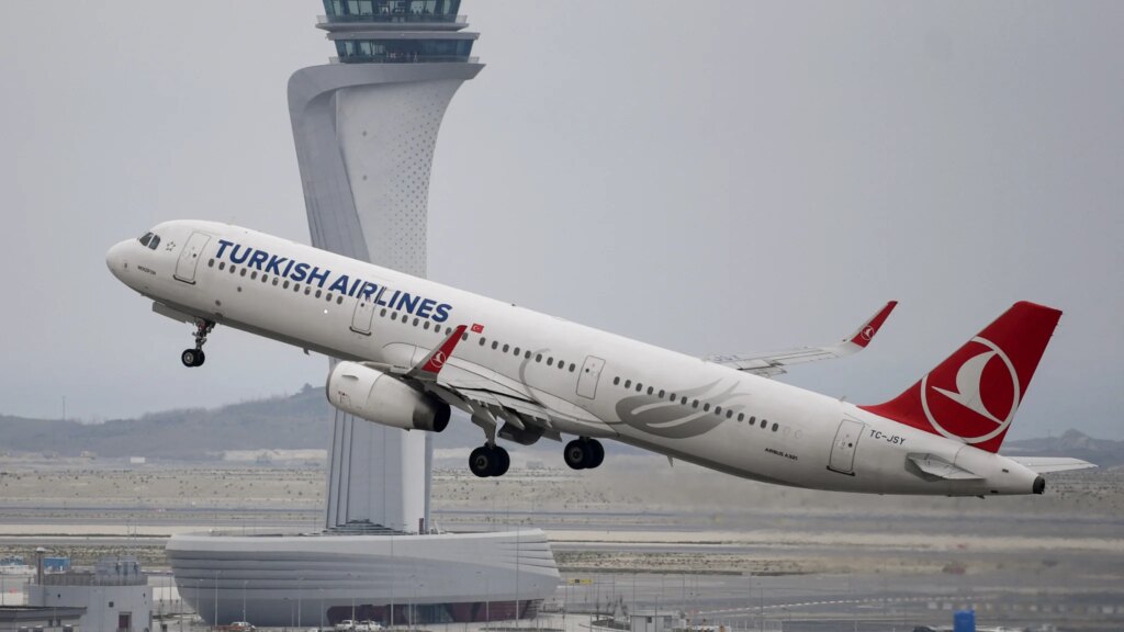 Turkish Airlines capte les flux de correspondance des aéroports affectés par la guerre au Moyen-Orient.