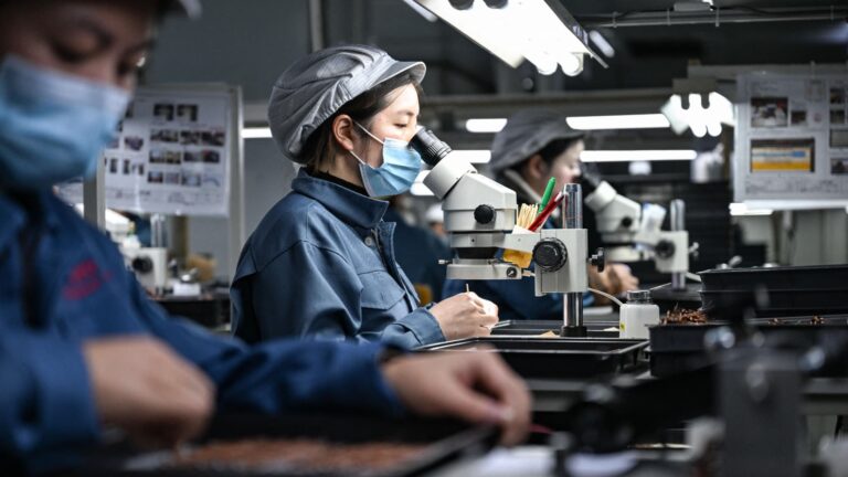 L’activité manufacturière en Chine se contracte, atteignant un niveau inférieur aux prévisions.