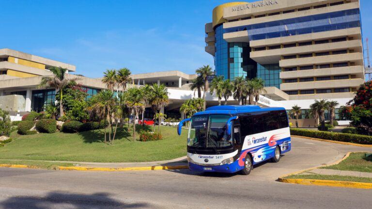 Plus de 70 % des hôtels à Cuba fermés en raison des sanctions américaines.