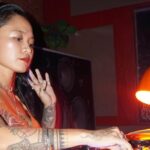 Des femmes DJ en Asie s&rsquo;unissent pour renforcer leur présence dans l&rsquo;industrie musicale.