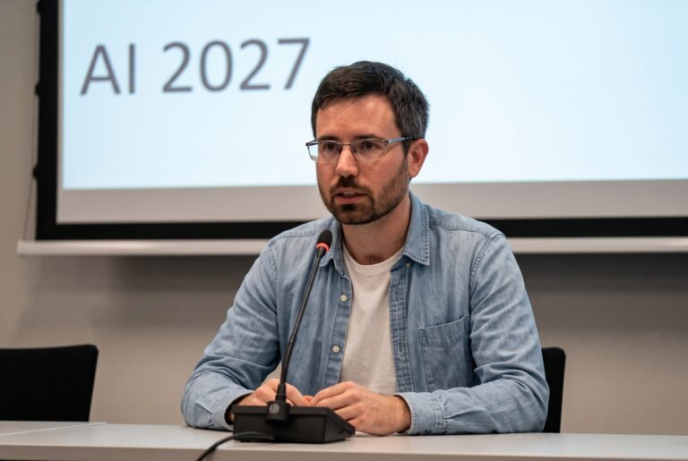 L’évolution de l’intelligence artificielle face aux prévisions de 2027.