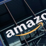 Amazon augmente ses investissements en IA, analyse des impacts sur le marché boursier.