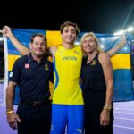 Armand Duplantis, champion d&rsquo;Europe, attribue son succès au soutien de ses parents.