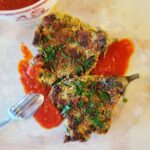 Aubergines panées : une recette traditionnelle appréciée dans la cuisine méditerranéenne.