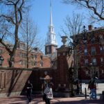 Université de Harvard examine la taxation des drones, Raúl Castro évoque les gravures de Matisse.