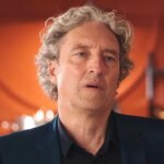 Ici tout commence : Teyssier met en danger les élèves de l&rsquo;institut culinaire.