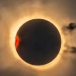 Éclipse à 99 % : différences essentielles avec une éclipse totale expliquées par des astronomes.