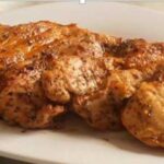 Escalopes de dinde crues marinées