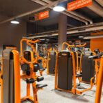 Basic Fit Ladies à Marseille : un espace de fitness réservé aux femmes testé par des usagères.