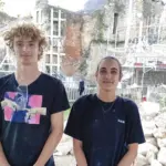 Des jeunes bénévoles restaurent un château médiéval à Brie-Comte-Robert.